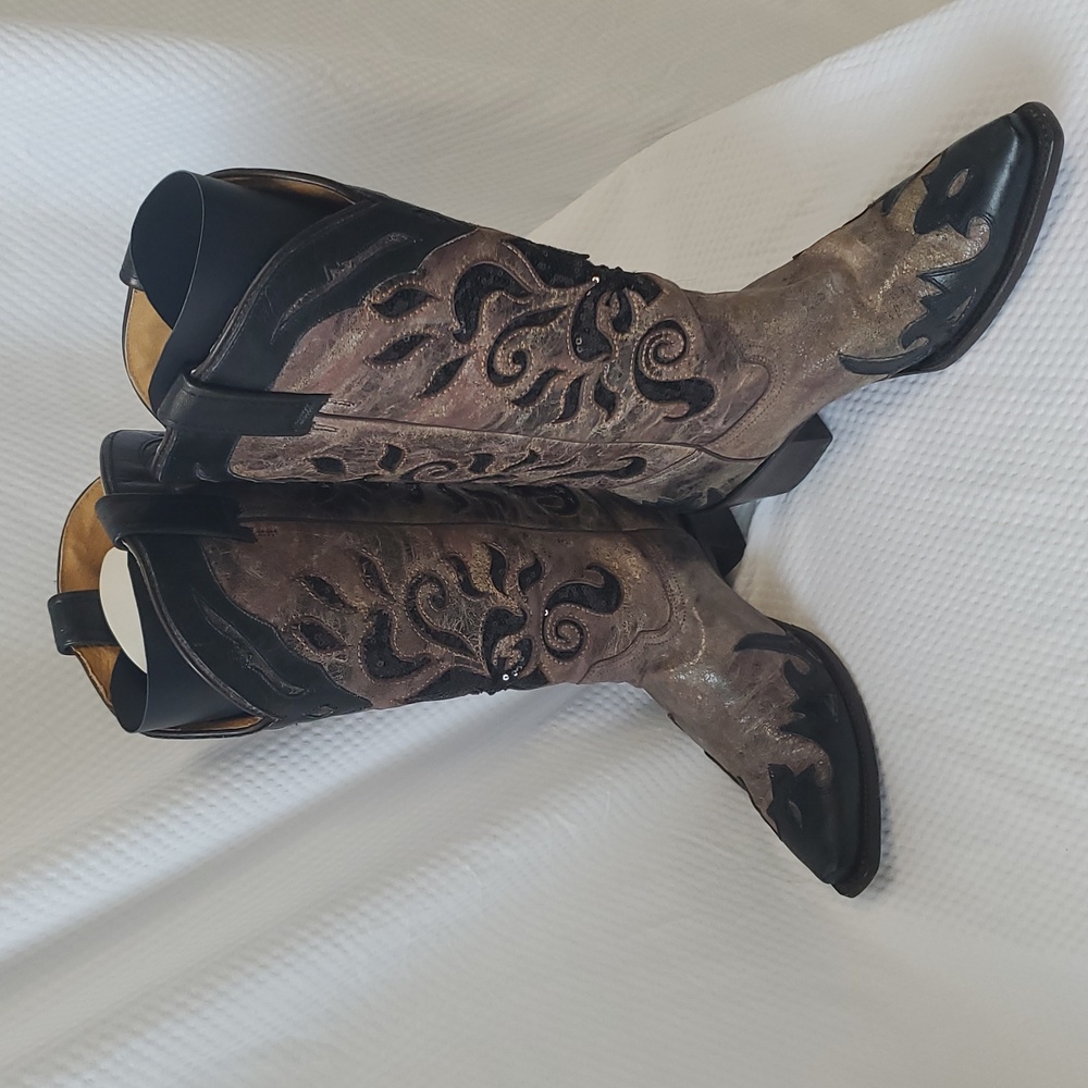 Corral Sequin Inlay Cowgirl Boots - 8